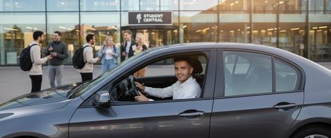 Fria resor med hyrbil + 200 kr i ersättning hos Drive4Free