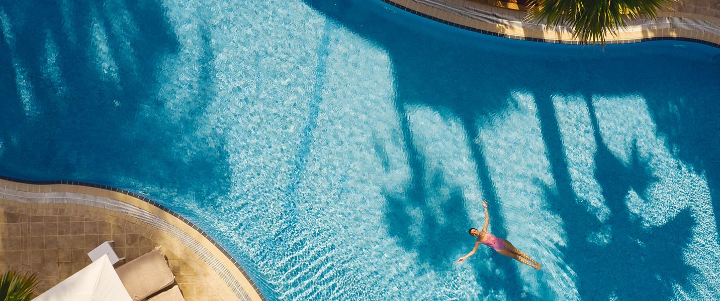 1 000 kr seniorrabatt på utvalda resor hos Apollo