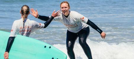 3 000 kr studentrabatt på surfresor hos Magnus & Friends