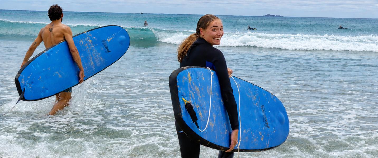 1 000 kr studentrabatt på surfcamps