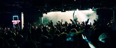 10 % studentrabatt på entrébiljetter på En Hemlig Artist