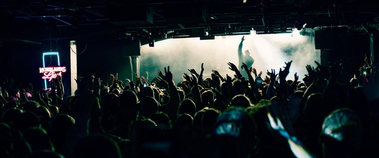 10 % studentrabatt på entrébiljetter på En Hemlig Artist