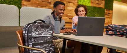 Upp till 50 % + 25 % extra alumnirabatt hos HP