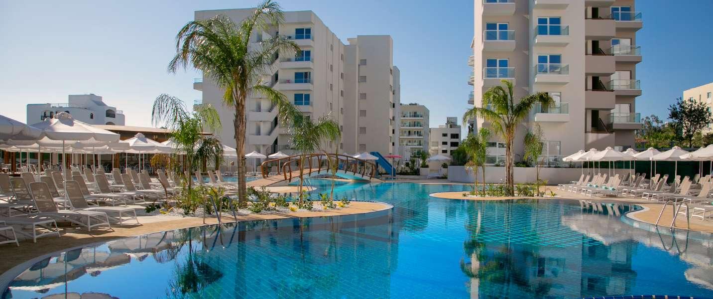 900 kr studentrabatt på All Inclusive-resor till Cypern
