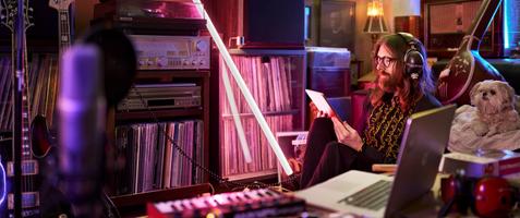 Upp till 70 % + 30 kr extra studentrabatt hos CDON