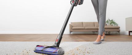 2 310 kr studentrabatt på Dyson Cyclone V10 Total Clean