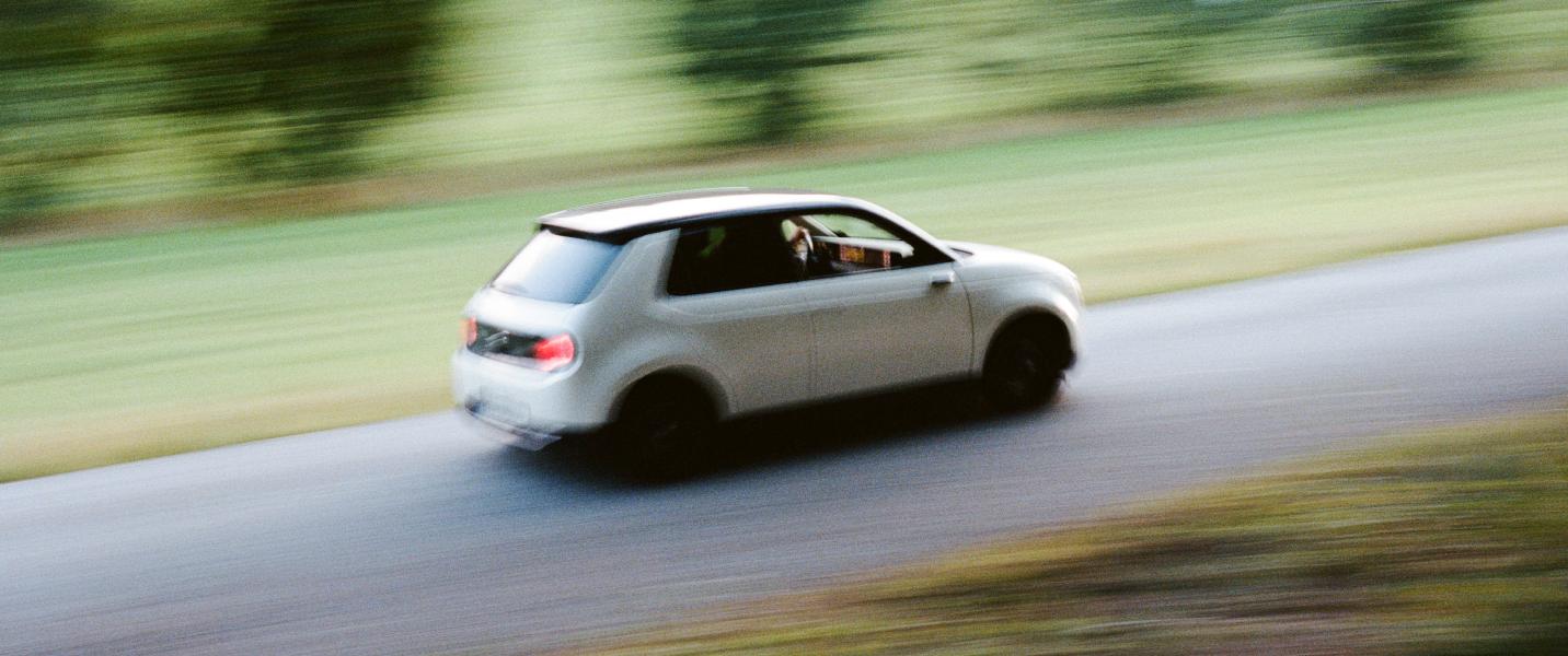 50 % alumnirabatt i 3 månader på bilförsäkring