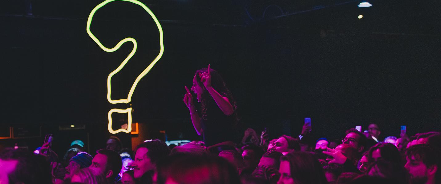 100 kr studentrabatt på Guldpass på En Hemlig Artist