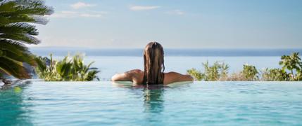 Upp till 4 000 kr per person + 500 kr extra studentrabatt