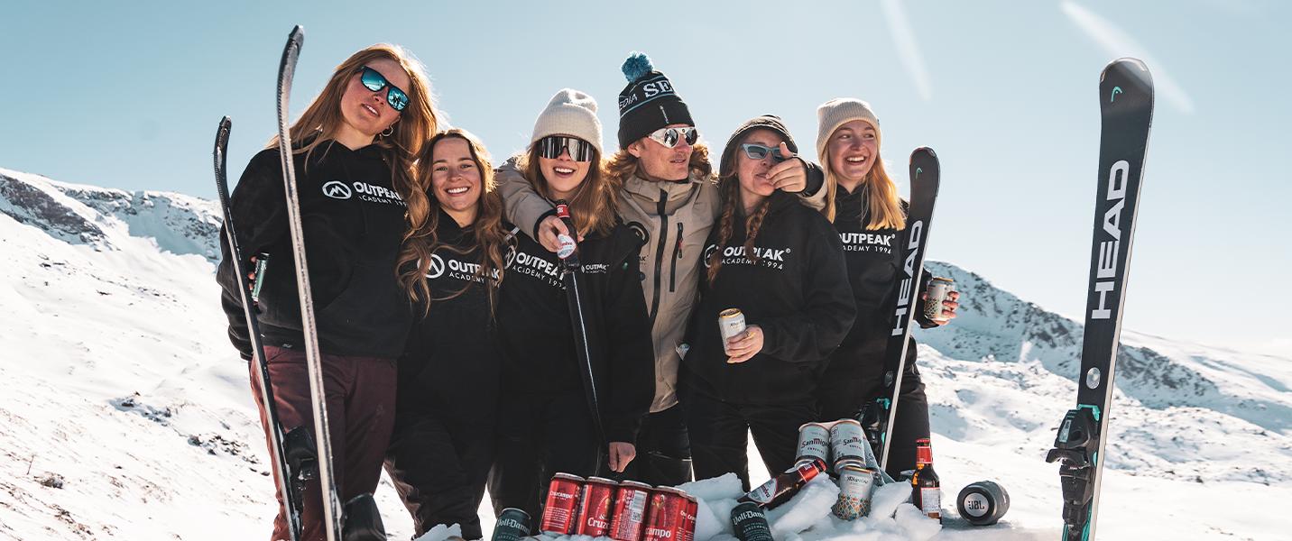 Bli skidlärare i Kanada – få 4 500 kr studentrabatt hos Outpeak Academy