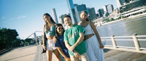 Upp till 25 000 kr studentrabatt på resor med EF