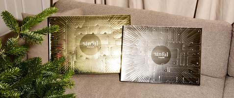 Köp en julkalender och få två gratis gåvor hos Sinful