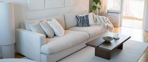 Upp till 50 % + 5 % extra studentrabatt på soffor