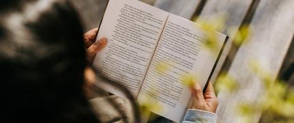 4 pocket för 3 hos Adlibris + 5 % extra rabatt