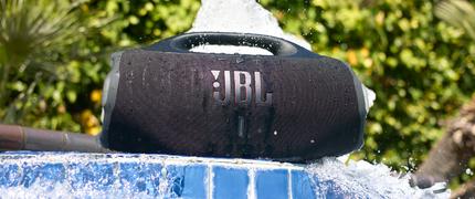 25 % studentrabatt på JBL Boombox 4