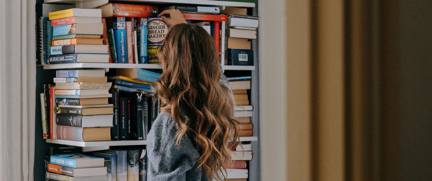 8 % alumnirabatt på allt hos Adlibris