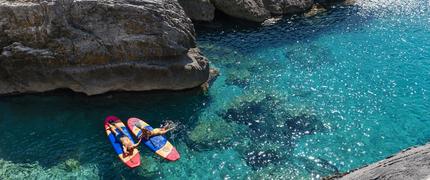 1 000 kr alumnirabatt på massor av grekiska öar