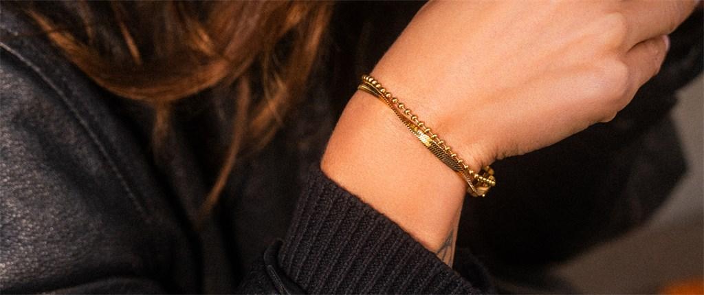 20 % studentrabatt på stålarmband hos Cilia